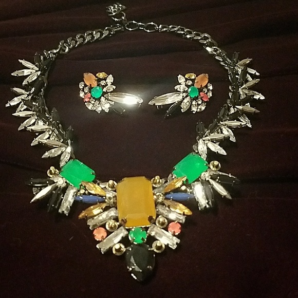 BCBGMaxAzria Jewelry - necklace and earings set